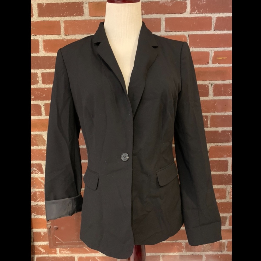 Vince Camuto Women’s Single Button Black Blazer - Size 6